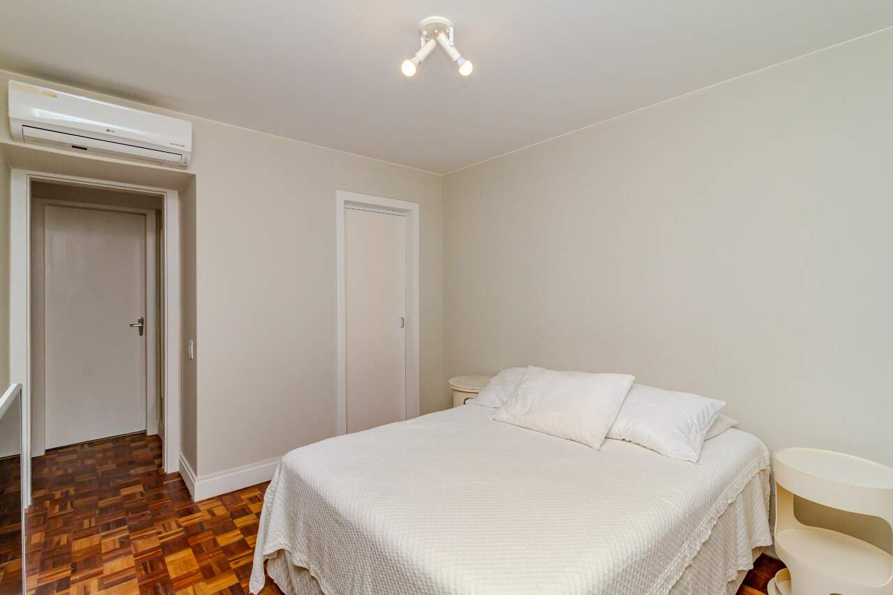 Apartamento à venda no Pioneiros: