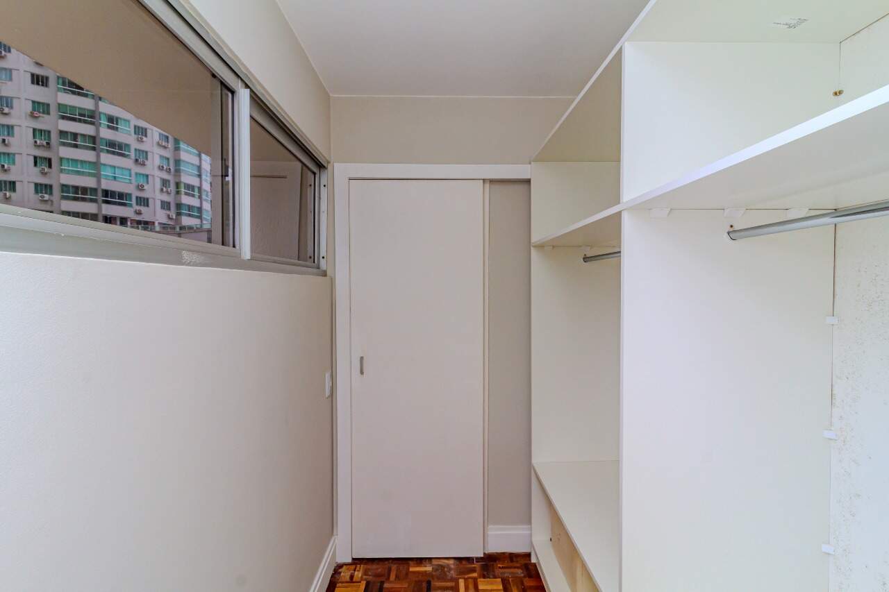 Apartamento à venda no Pioneiros: