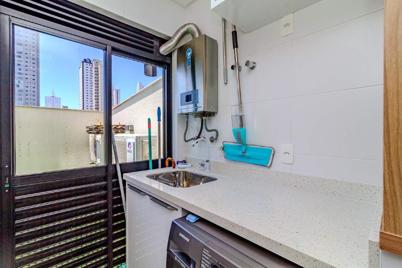 Apartamento diferenciado à venda no Centro: 