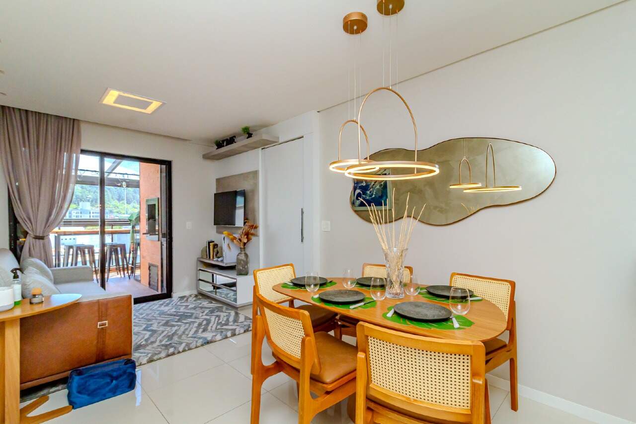 Apartamento diferenciado à venda no Centro: 