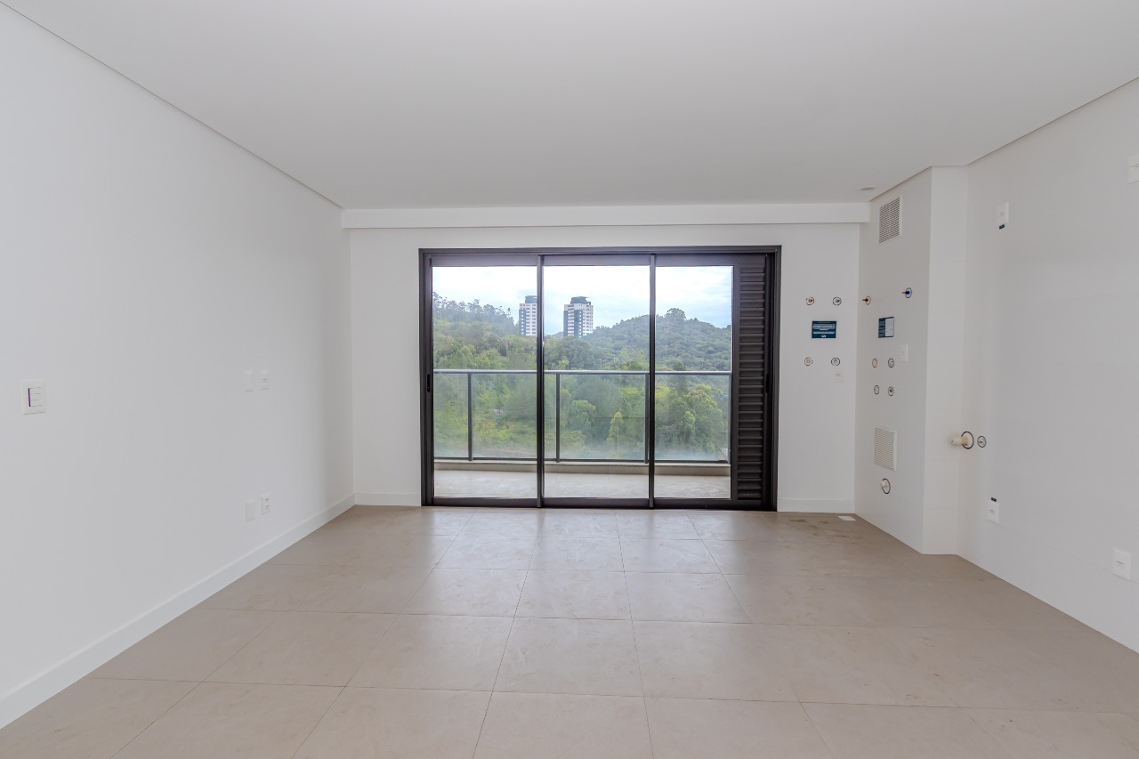 Apartamento à venda no Praia Brava: 