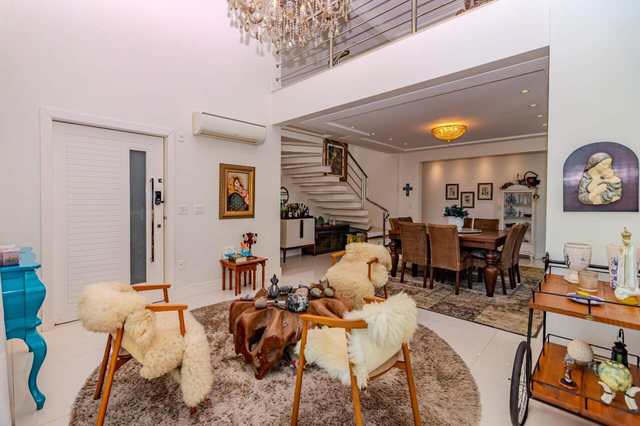 Apartamento diferenciado à venda no Centro: 
