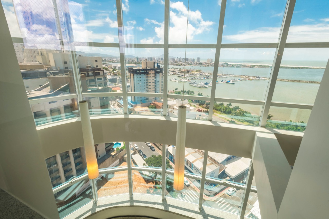 Cobertura à venda no Fazenda: 