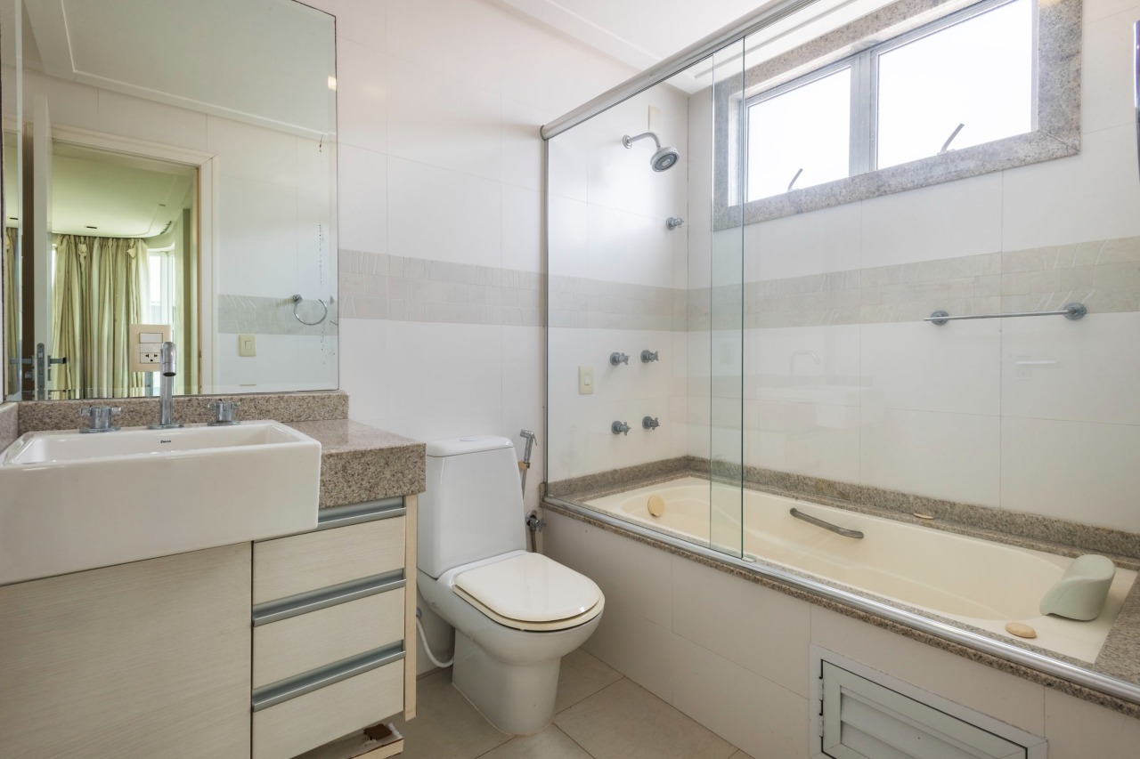 Cobertura à venda no Fazenda: 