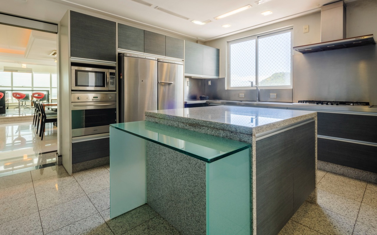 Cobertura à venda no Fazenda: 