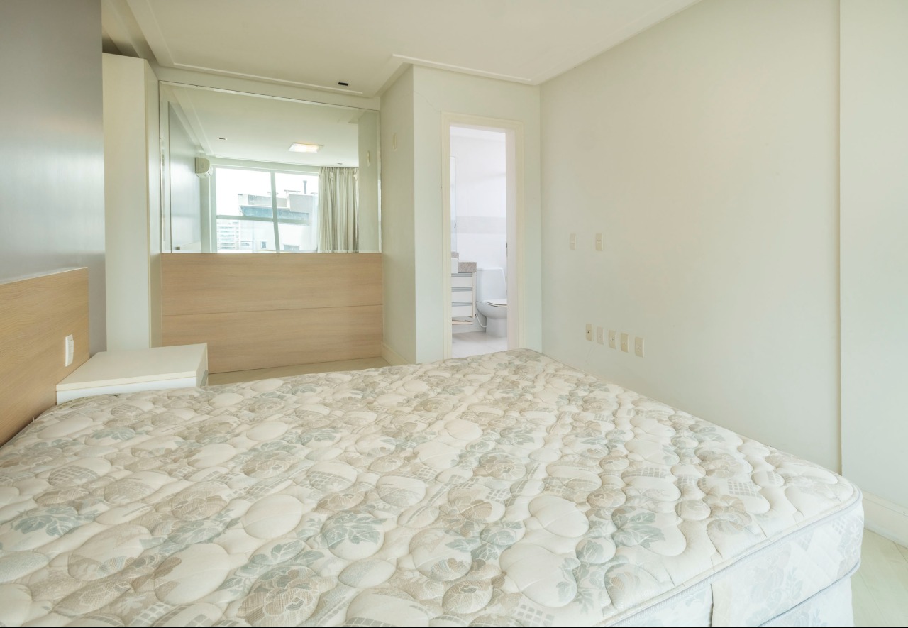 Cobertura à venda no Fazenda: 