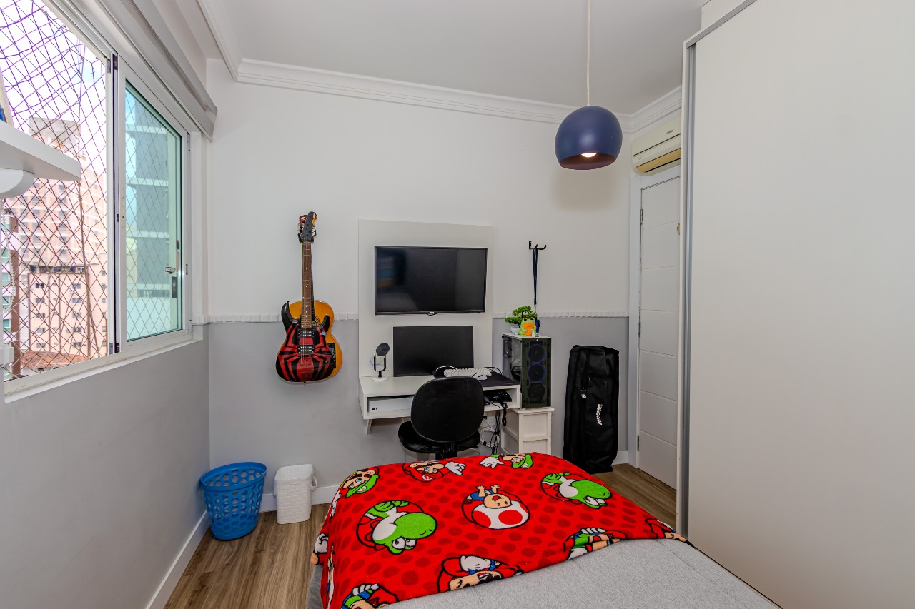 Apartamento à venda no Pioneiros: 