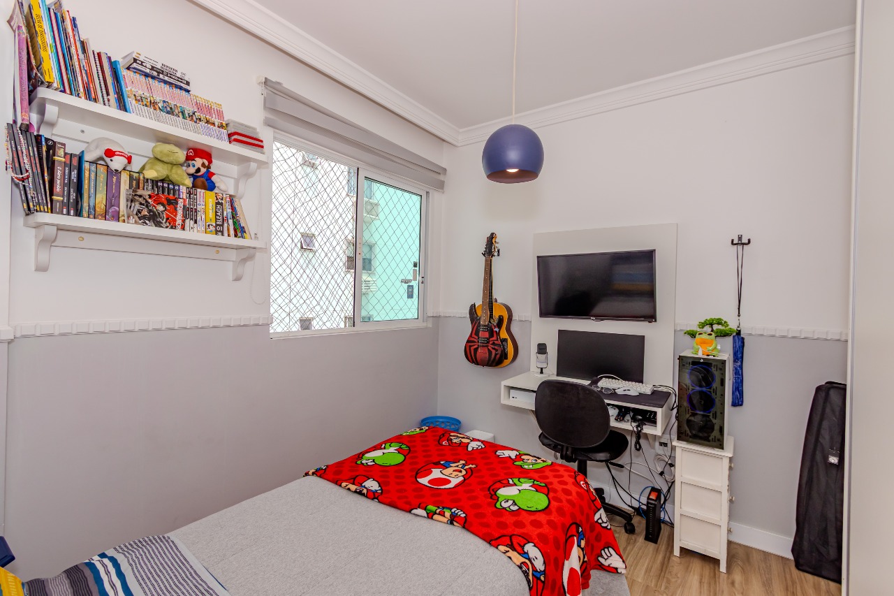 Apartamento à venda no Pioneiros: 