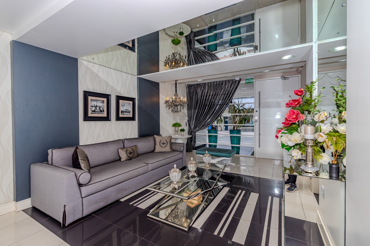 Apartamento à venda no Pioneiros: 