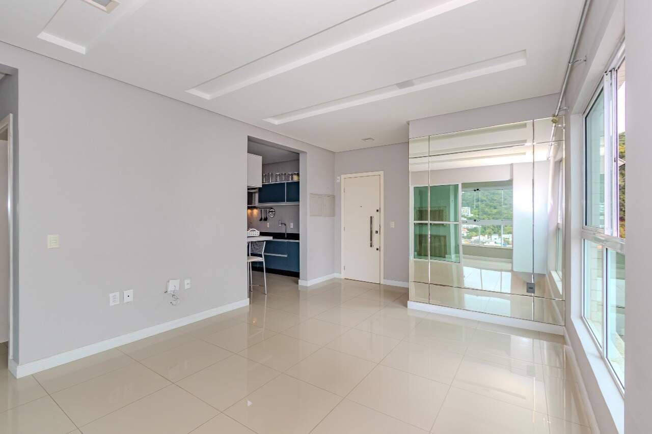 Apartamento à venda no Praia Brava: 