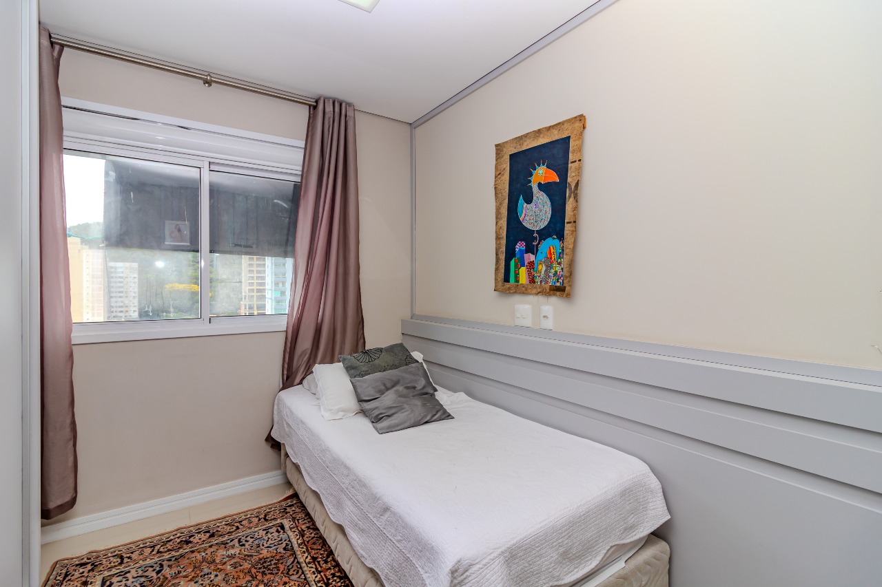 Apartamento à venda no Pioneiros: 