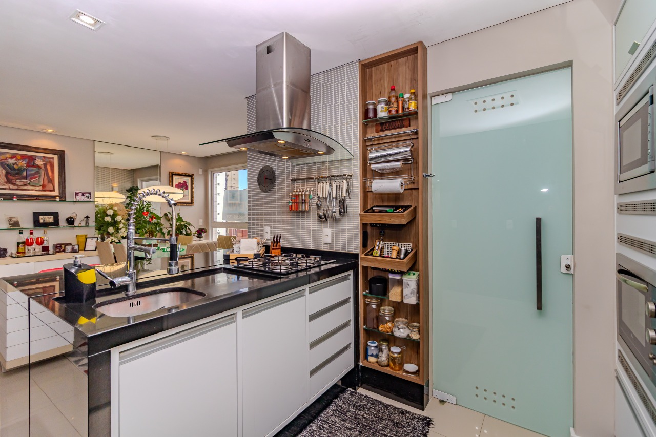 Apartamento à venda no Pioneiros: 