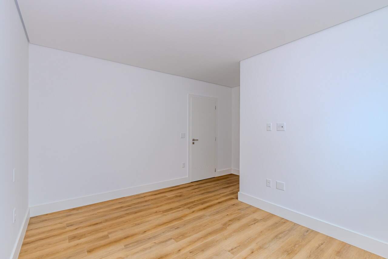 Apartamento à venda no Praia Brava: 