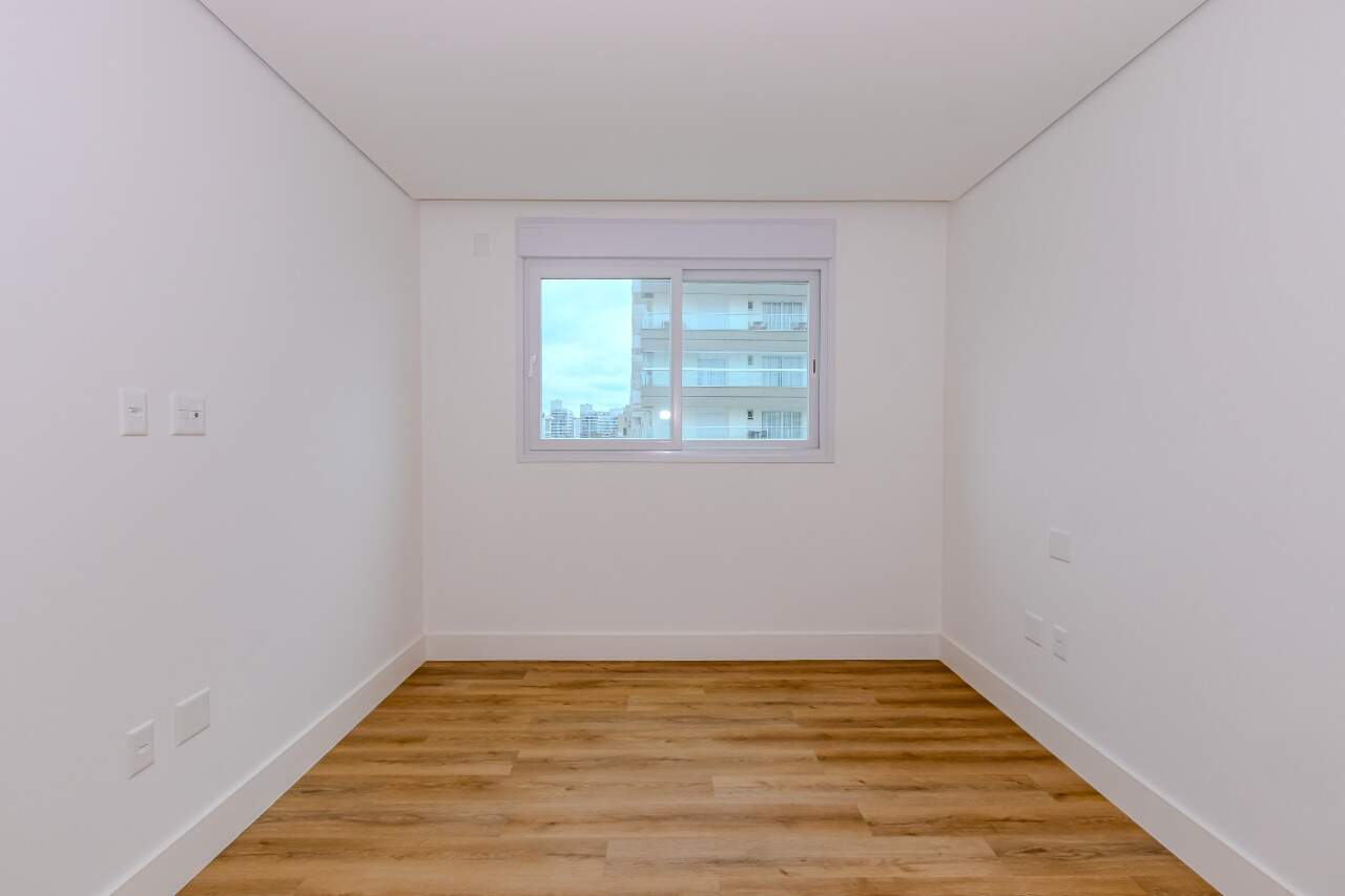 Apartamento à venda no Praia Brava: 