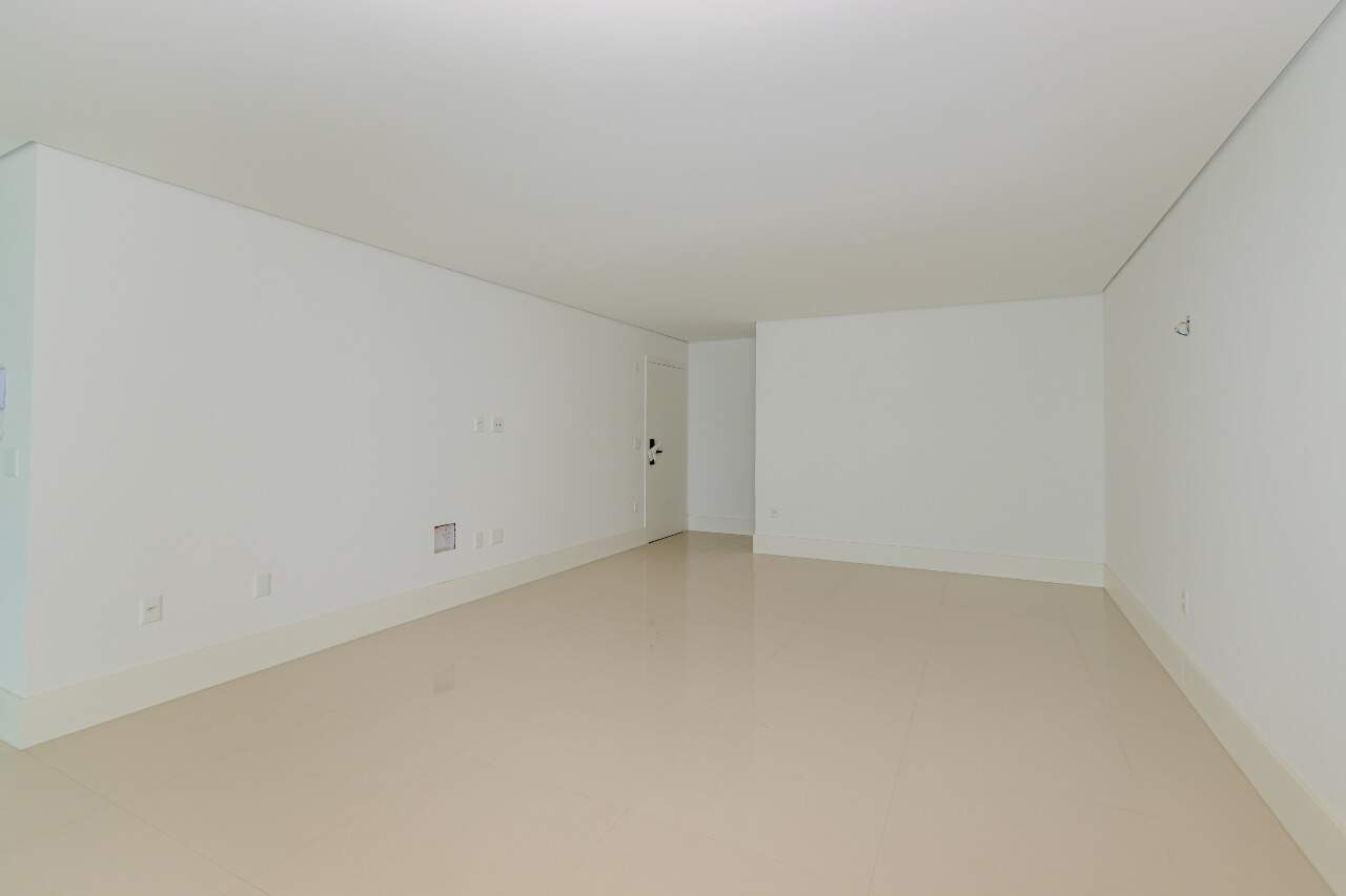 Apartamento à venda no Praia Brava: 