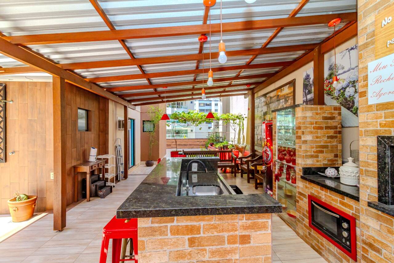 Apartamento diferenciado à venda no Centro: 