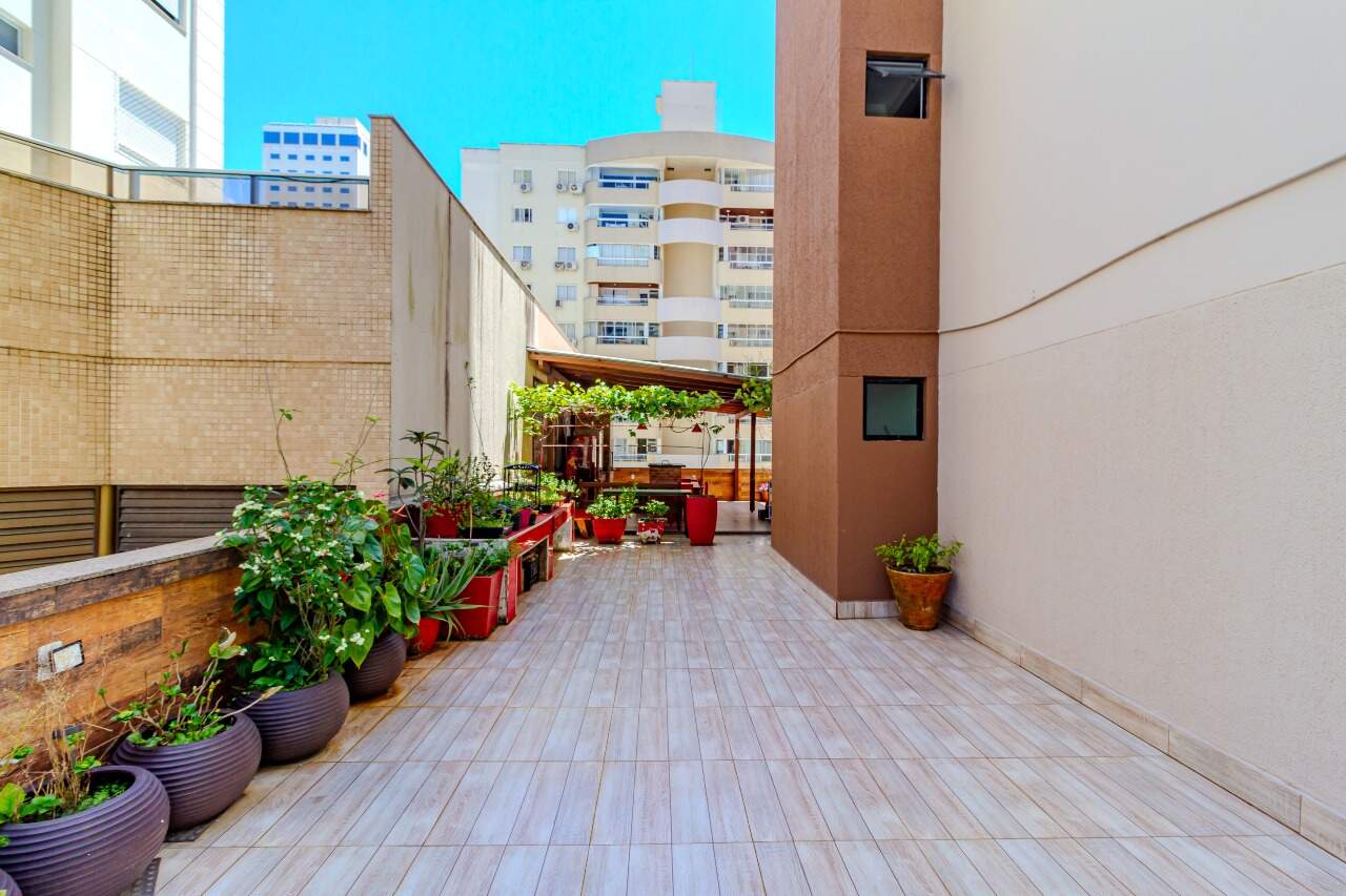 Apartamento diferenciado à venda no Centro: 