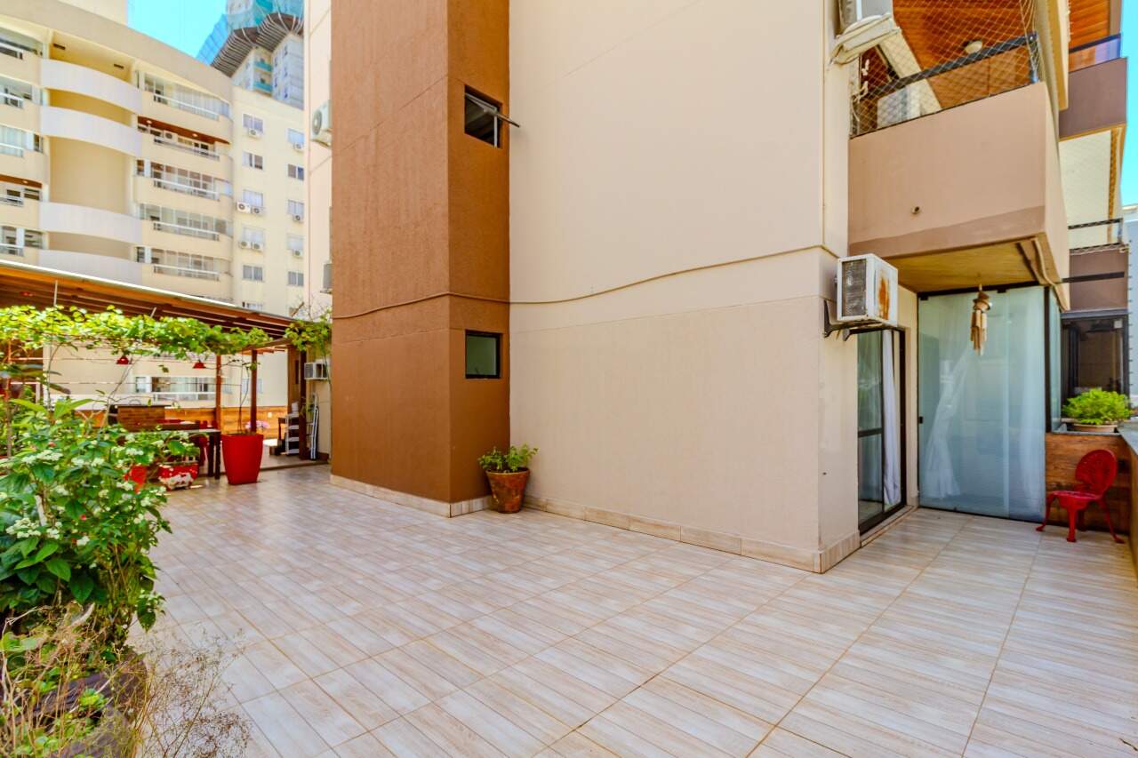 Apartamento diferenciado à venda no Centro: 