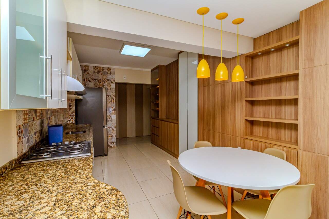 Apartamento diferenciado à venda no Centro: 