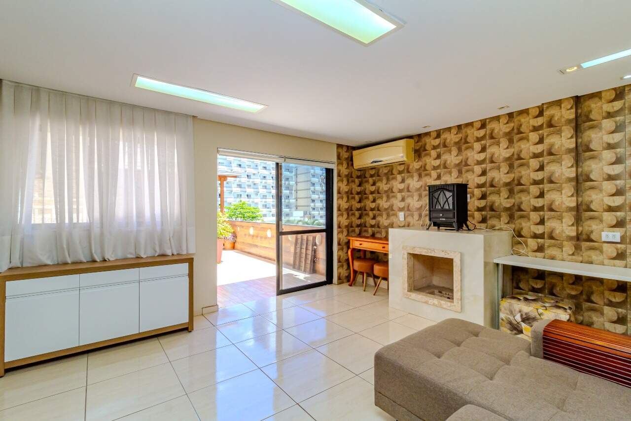 Apartamento diferenciado à venda no Centro: 