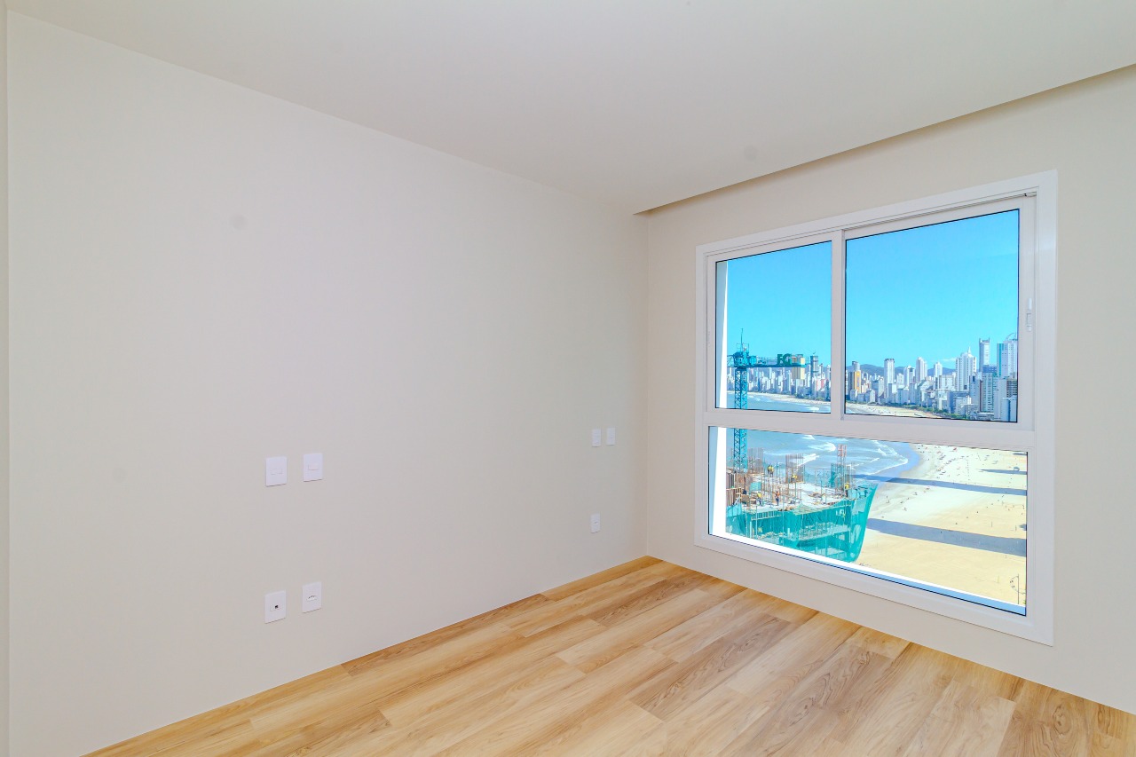 Apartamento à venda no Pioneiros: 