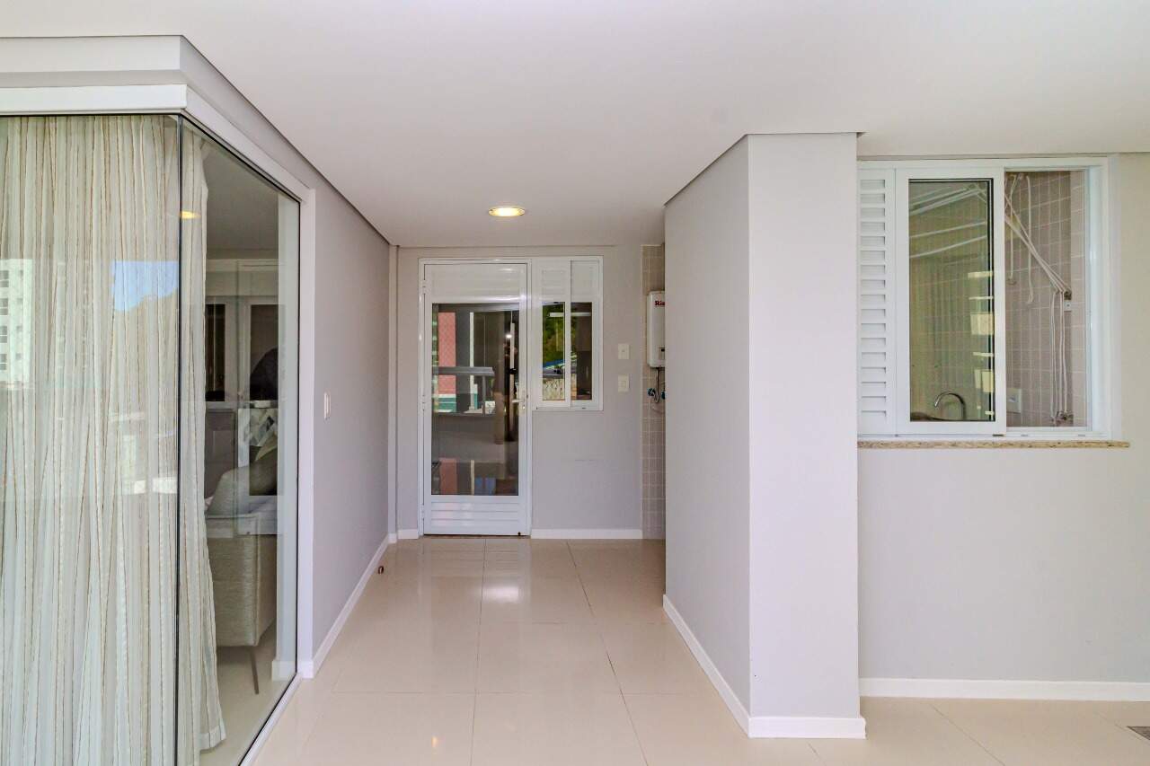 Apartamento à venda no Pioneiros: