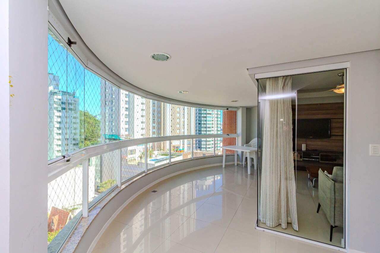 Apartamento à venda no Pioneiros: