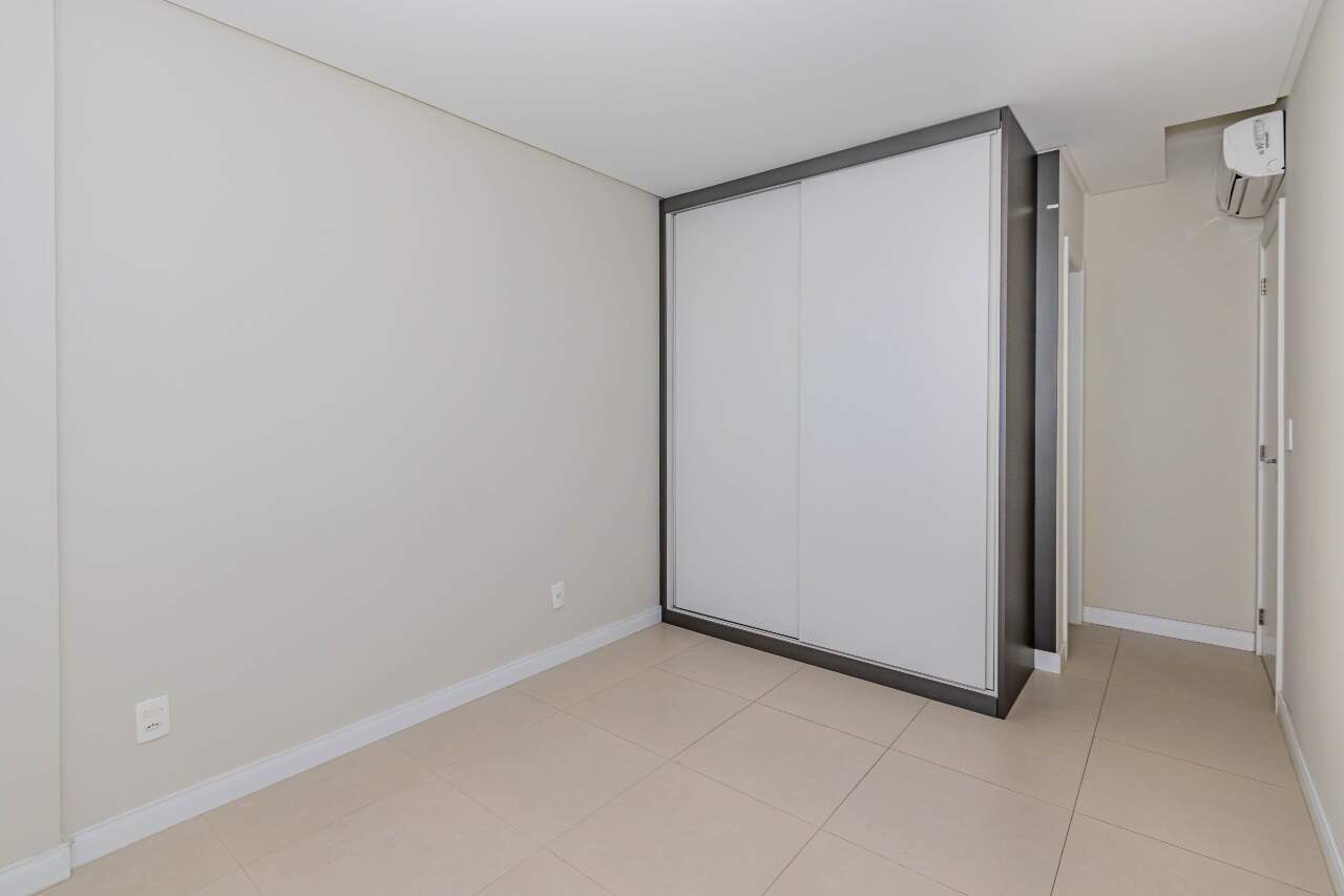 Apartamento à venda no Praia Brava: 