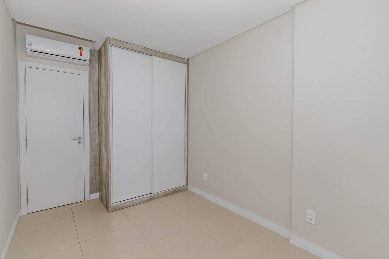 Apartamento à venda no Praia Brava: 