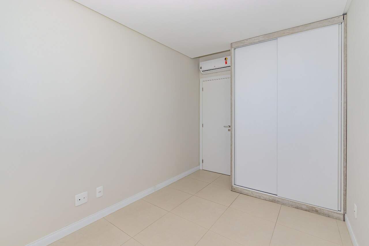 Apartamento à venda no Praia Brava: 