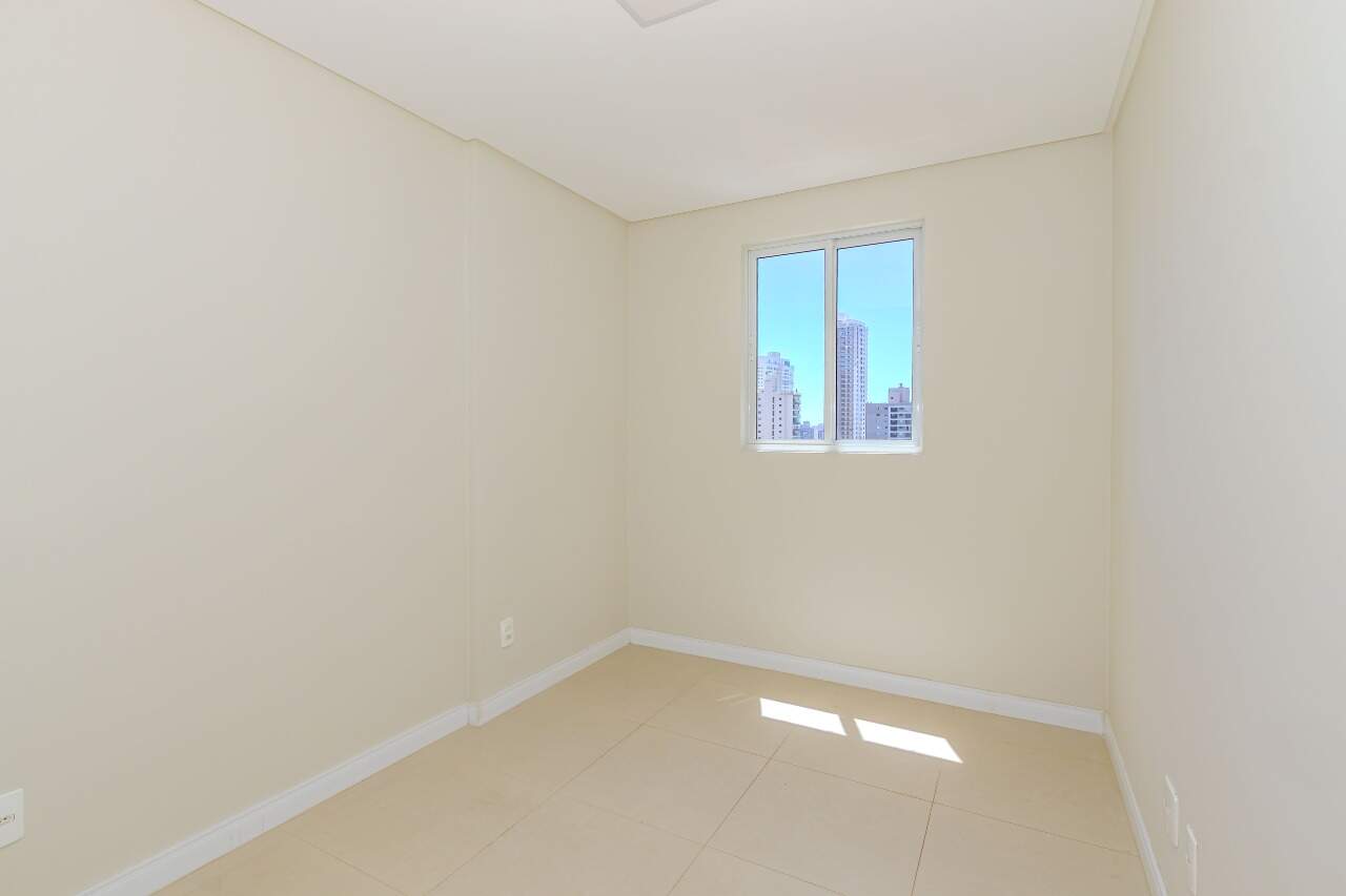 Apartamento à venda no Praia Brava: 