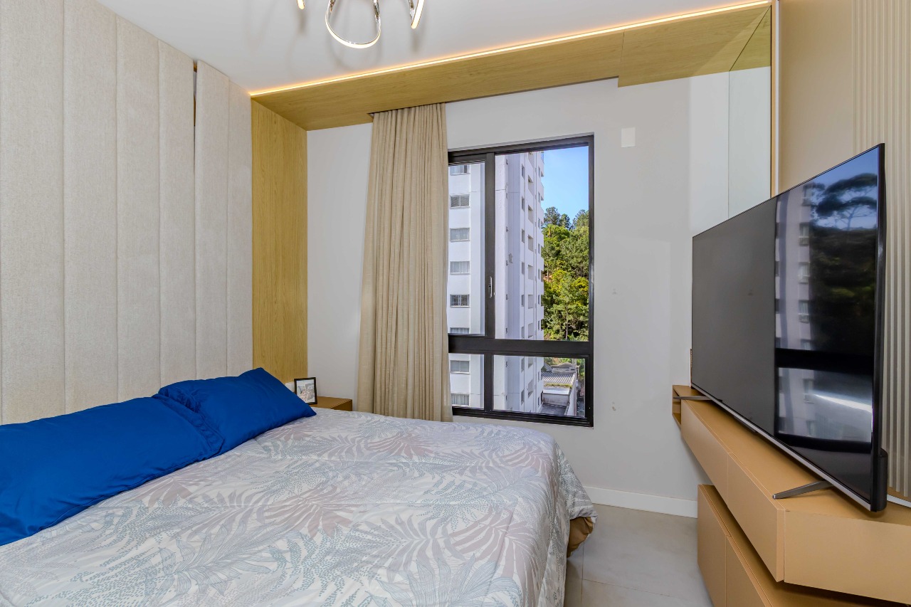 Apartamento à venda no Pioneiros: 