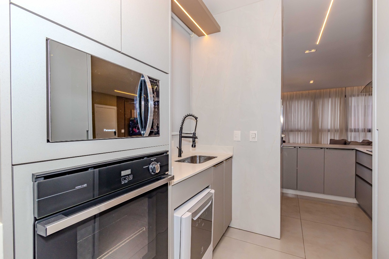 Apartamento à venda no Pioneiros: 