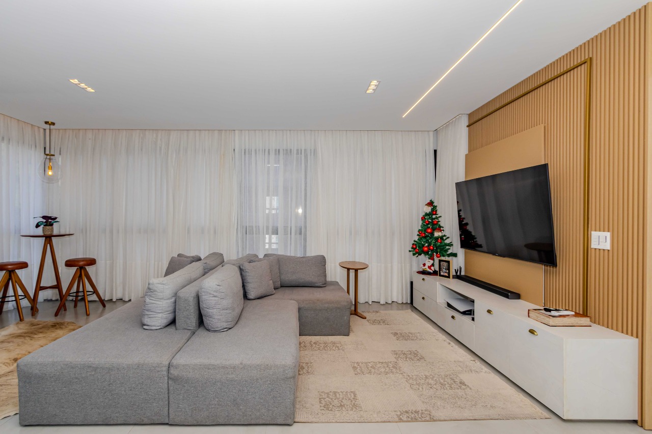 Apartamento à venda no Pioneiros: 