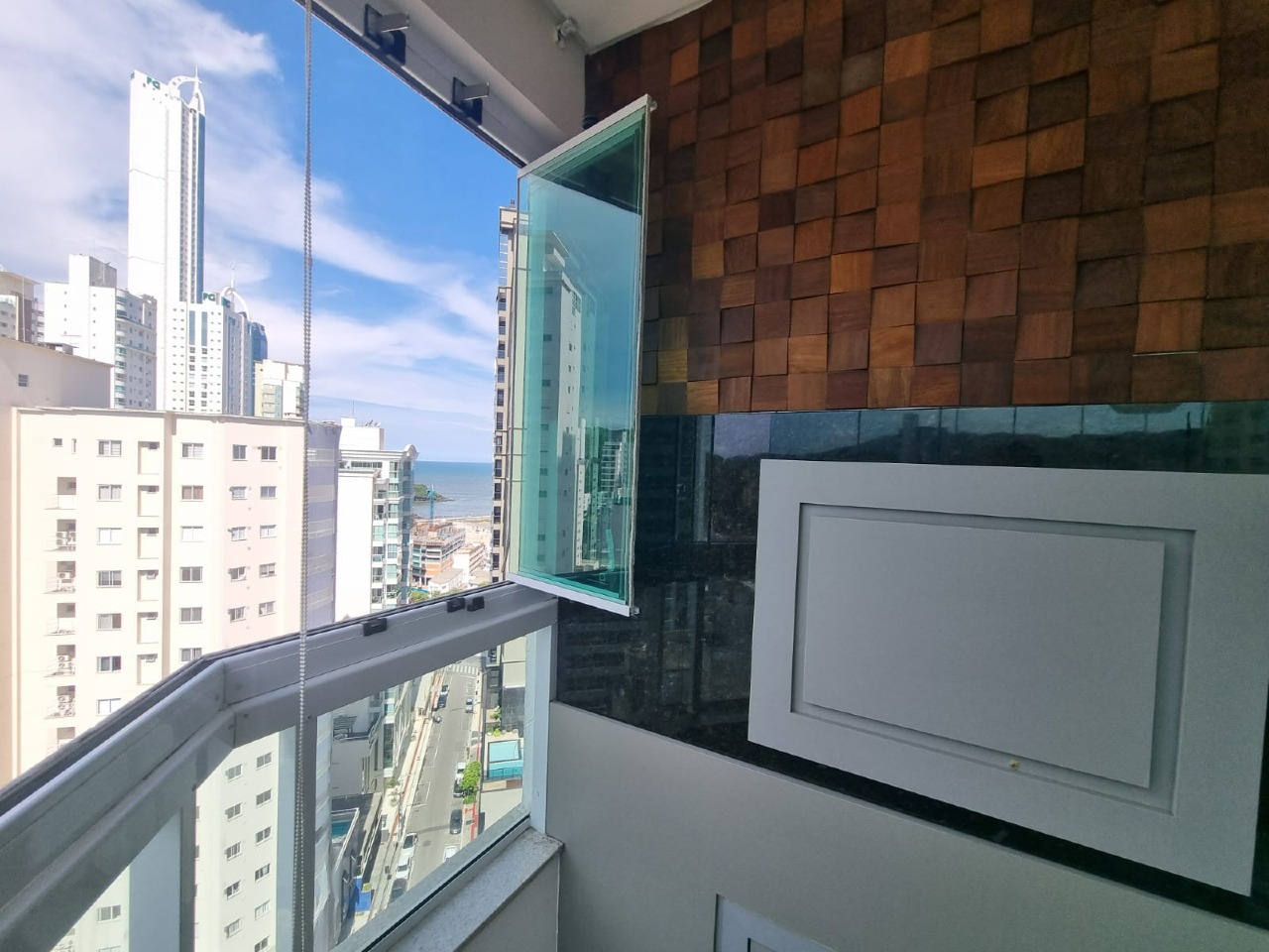 Apartamento à venda no Pioneiros: 