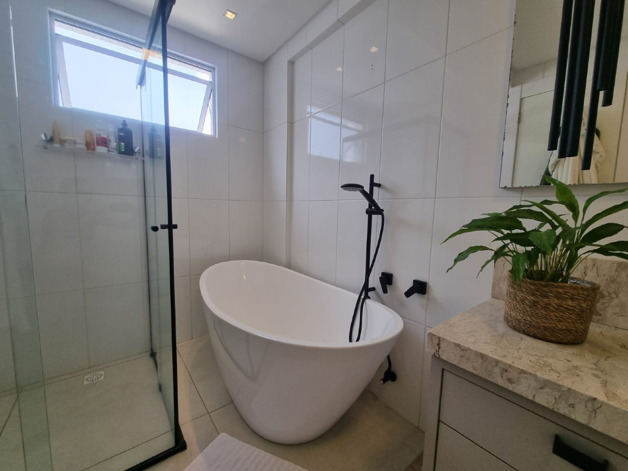 Apartamento à venda no Pioneiros: