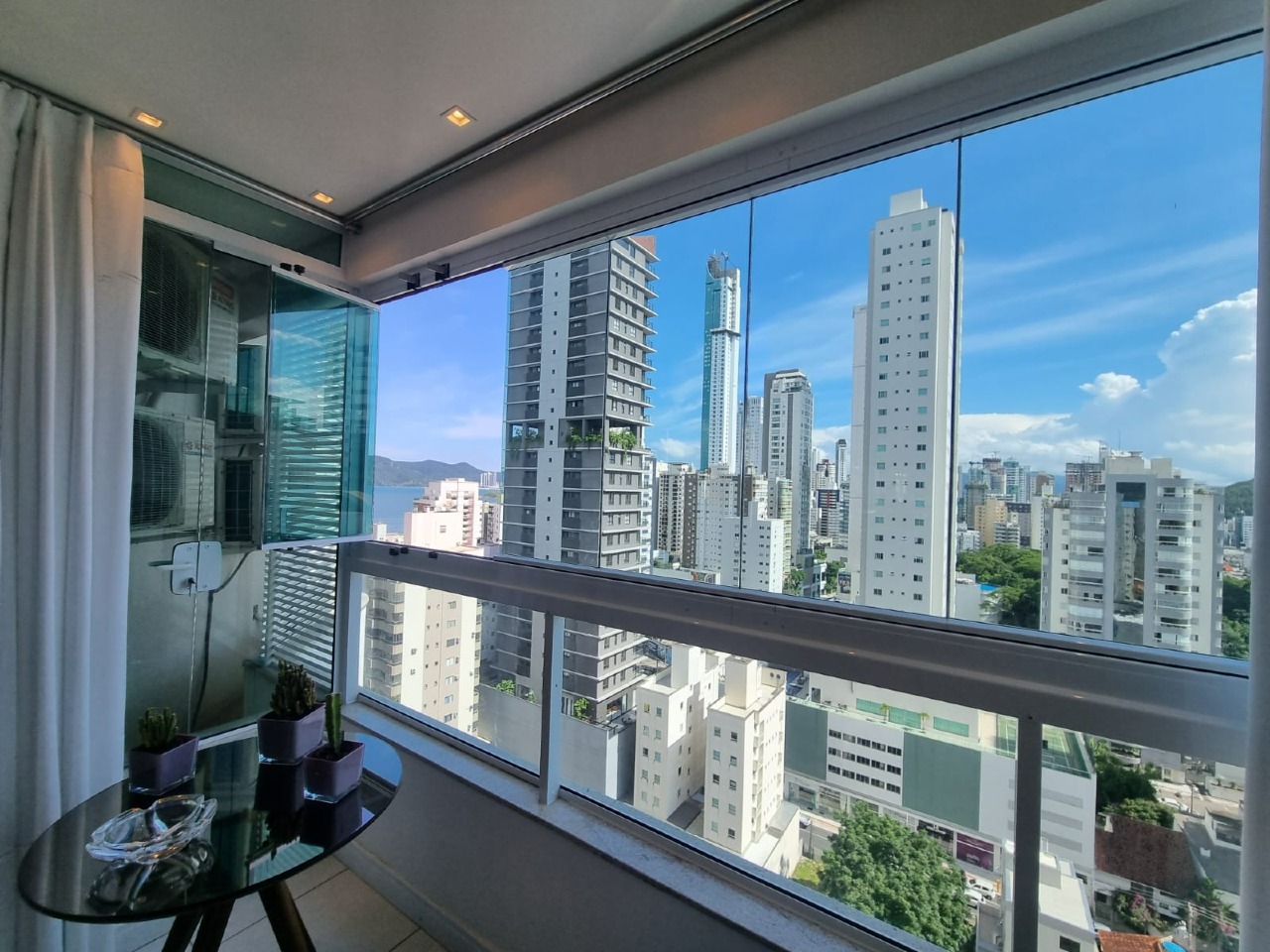 Apartamento à venda no Pioneiros: