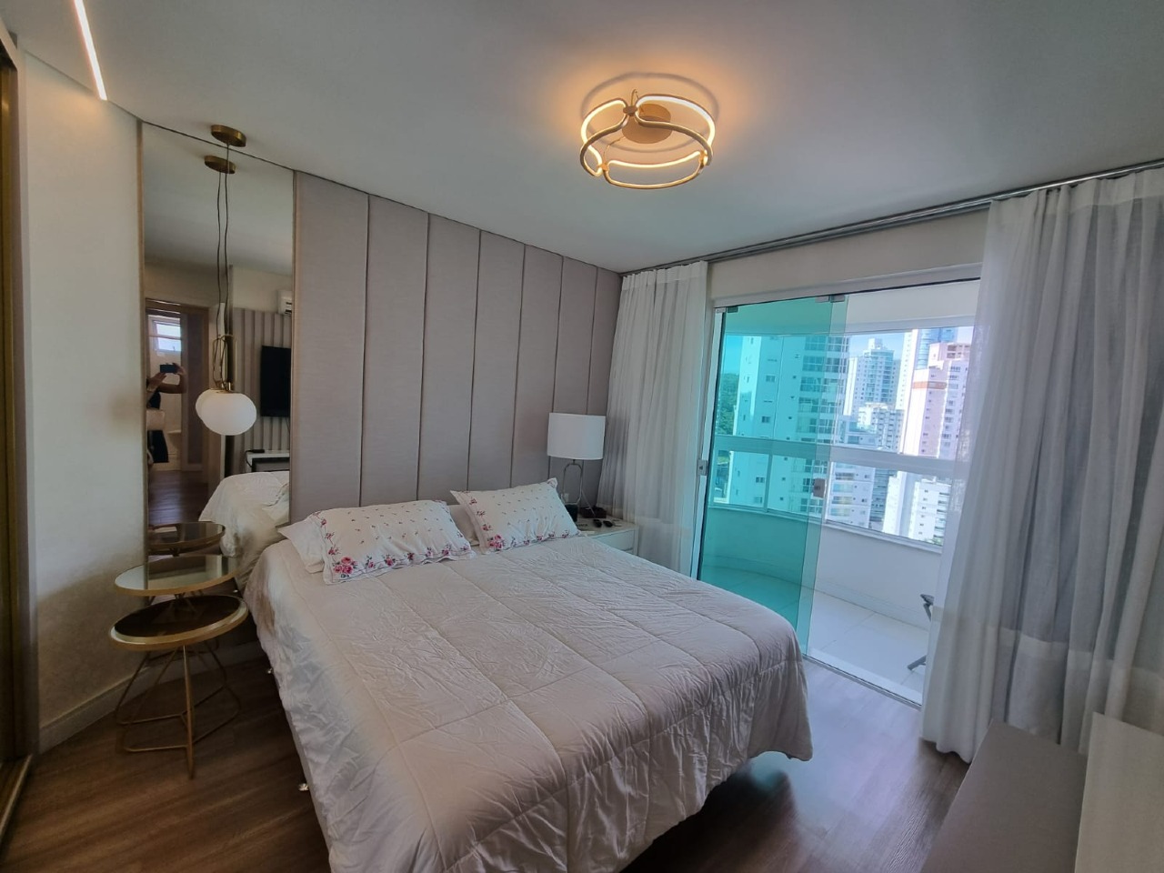 Apartamento à venda no Pioneiros: