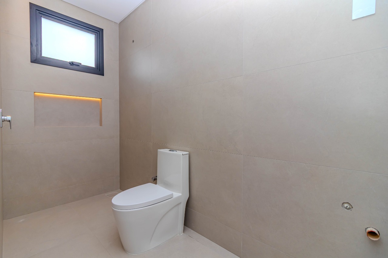 Casa de Condomínio à venda no Centro: 