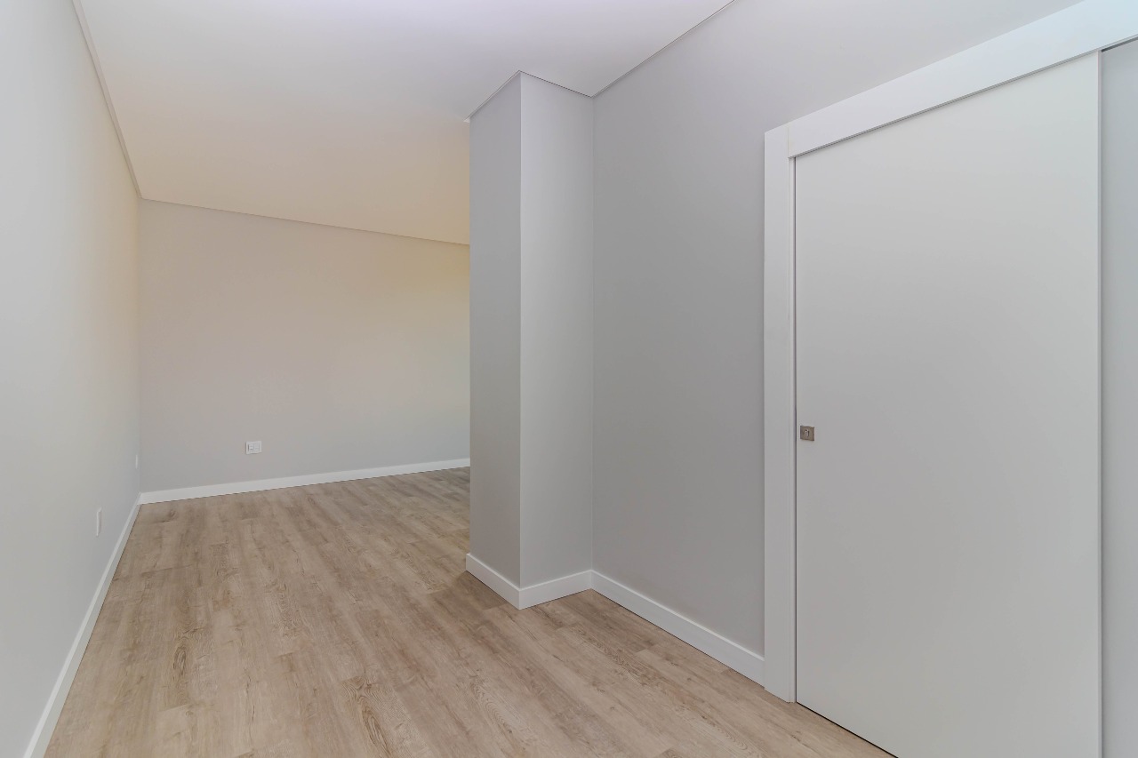 Casa de Condomínio à venda no Centro: 