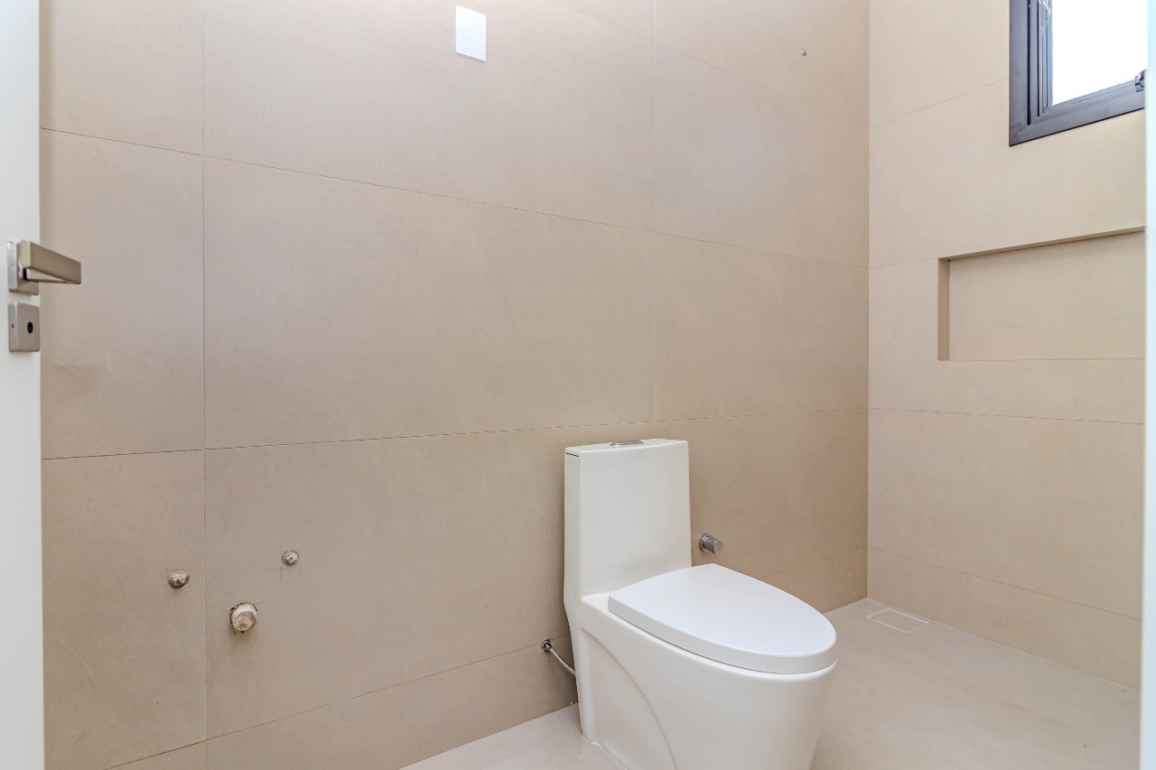 Casa de Condomínio à venda no Centro: 