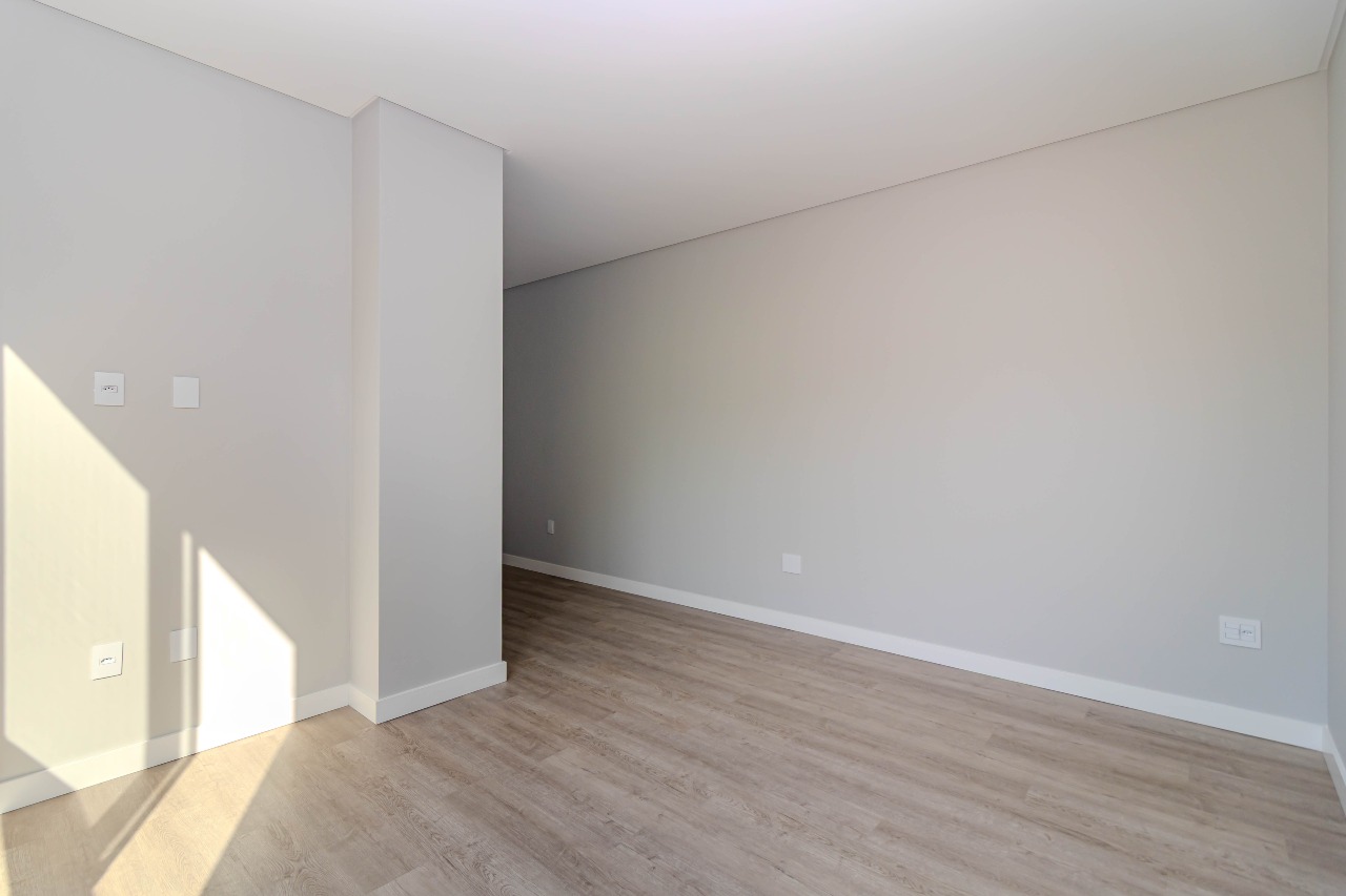 Casa de Condomínio à venda no Centro: 