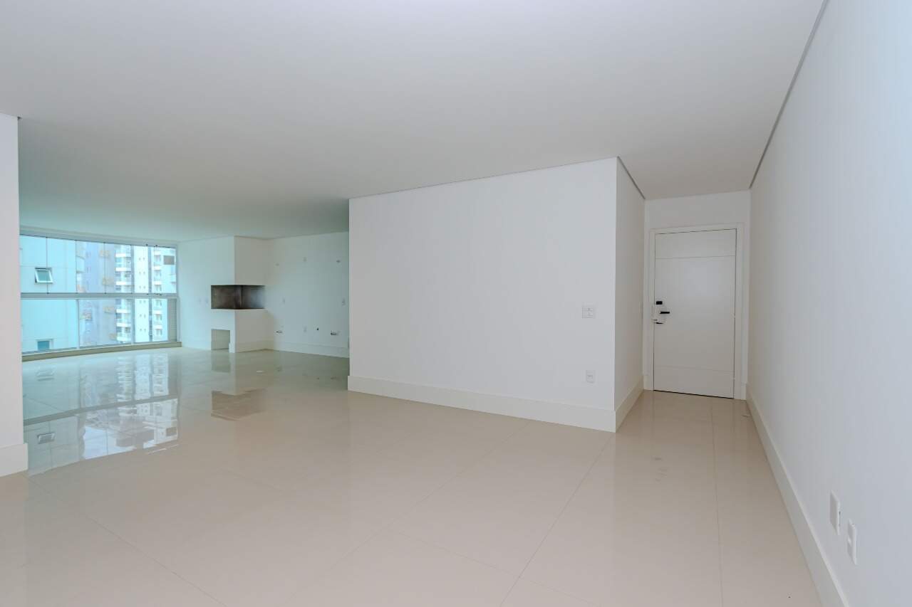 Apartamento à venda no Praia Brava: