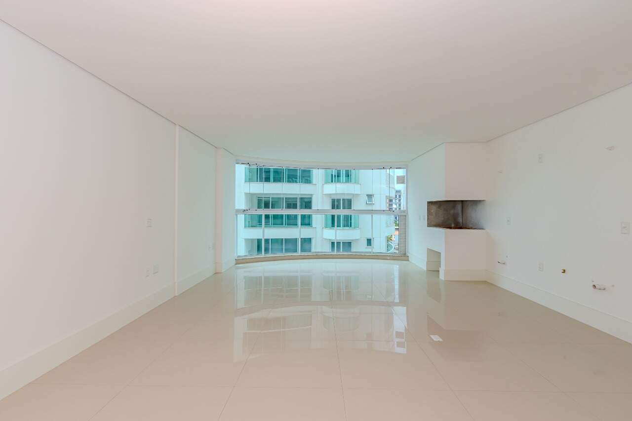 Apartamento à venda no Praia Brava: 