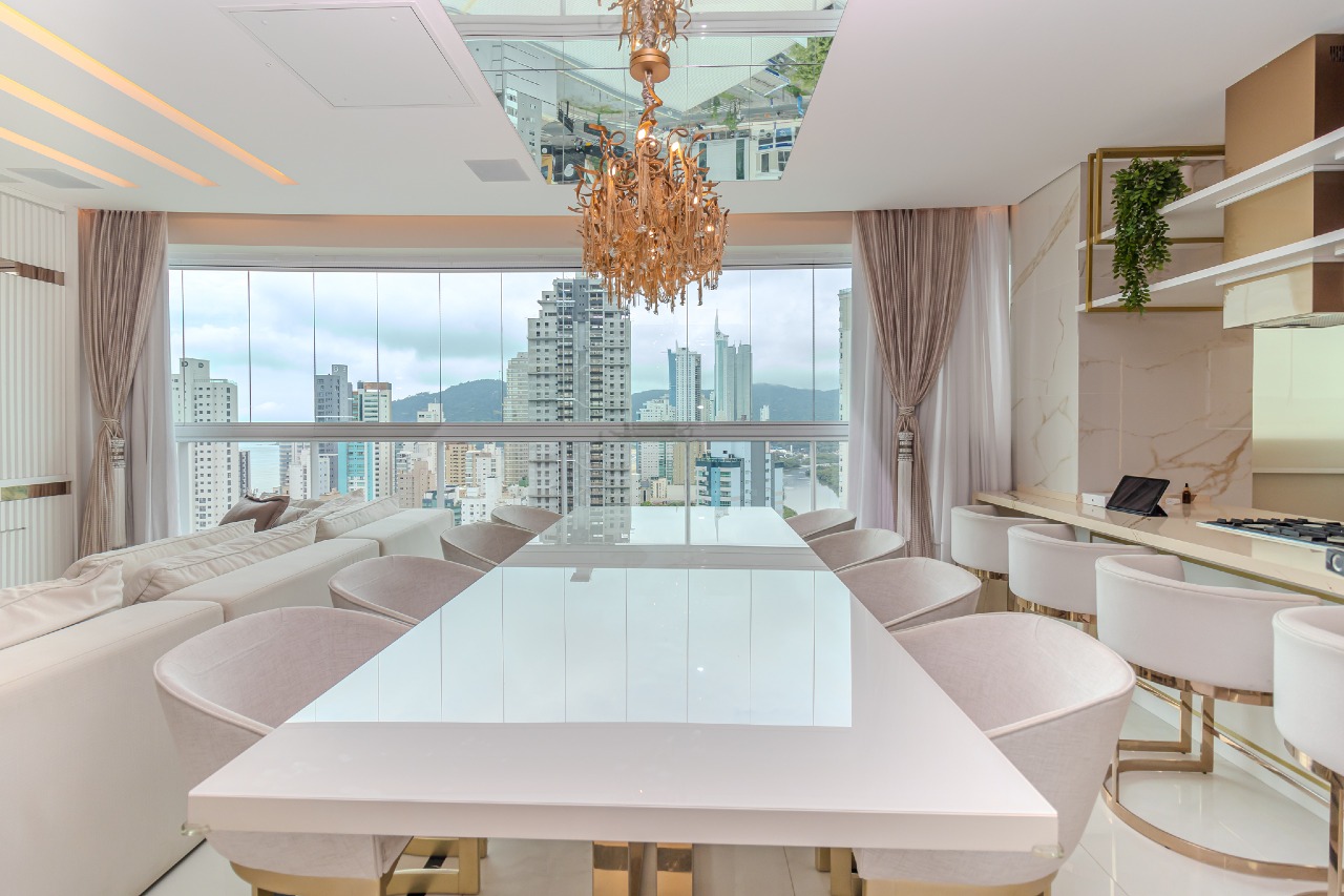 Cobertura à venda no Centro: 