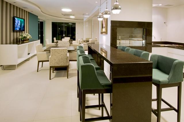 Apartamento à venda no Centro: Espaço gourmet com bancada
