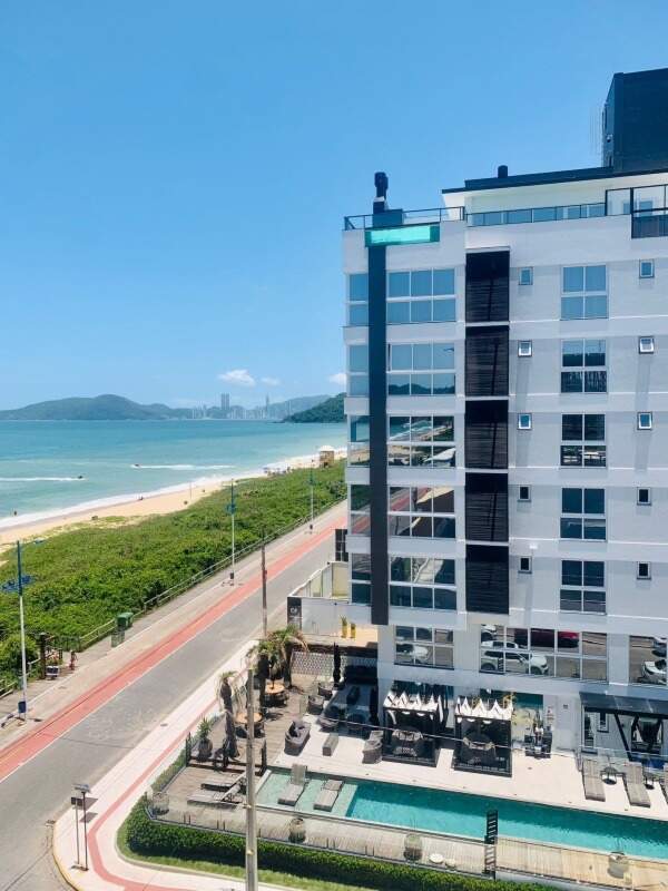 Apartamento à venda no Praia Brava: Vista aérea do Brava Prime na orla da Praia Brava, em Itajaí