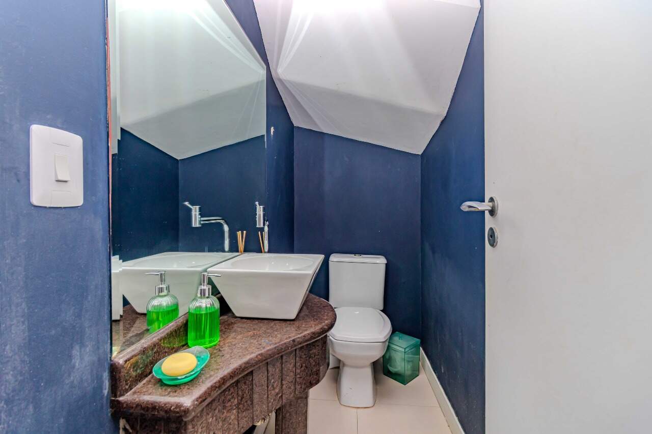 Casas à venda no Praia dos Amores: 