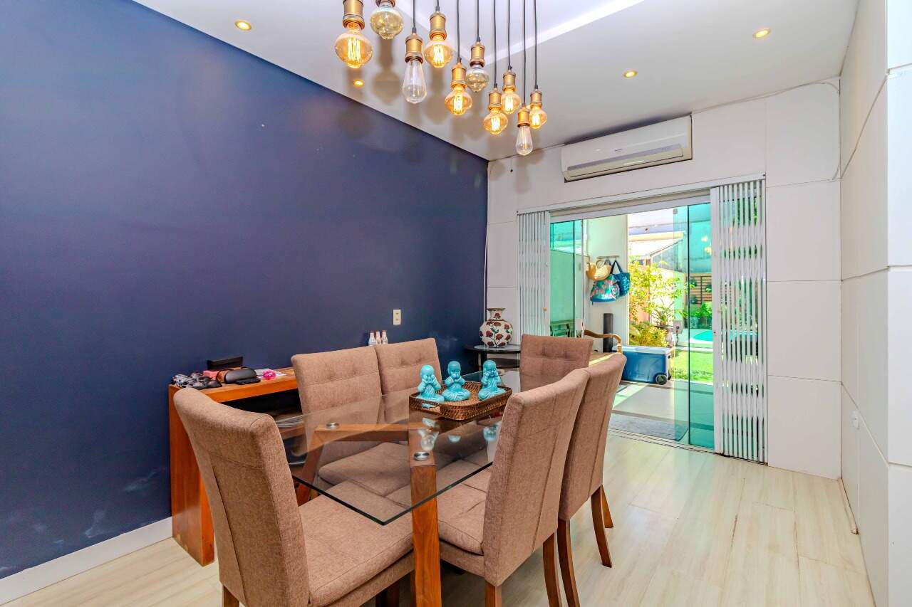 Casas à venda no Praia dos Amores: 