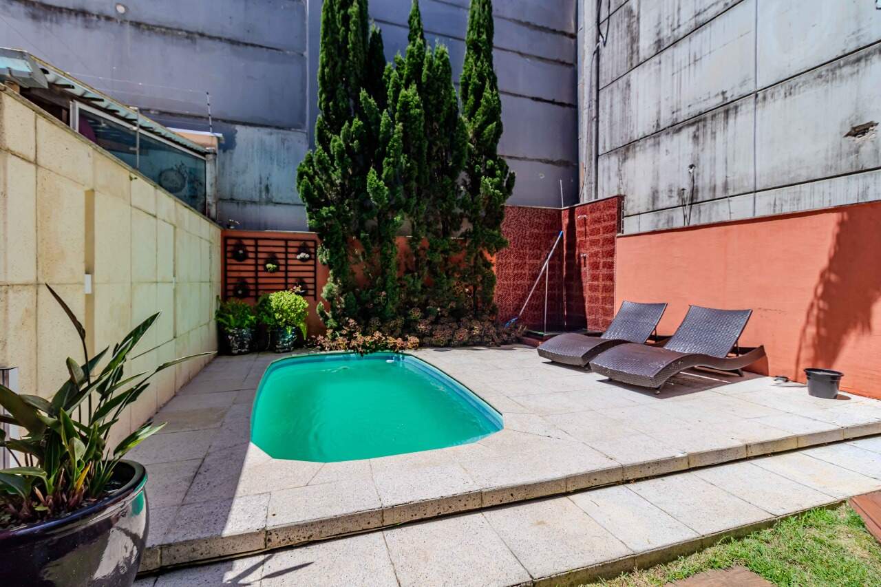 Casas à venda no Praia dos Amores: 